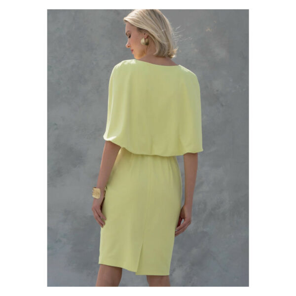 Vogue Schnittmuster V1579 - Kleid - gefüttertes Kleid mit angesetztem Umhang – Bild 5