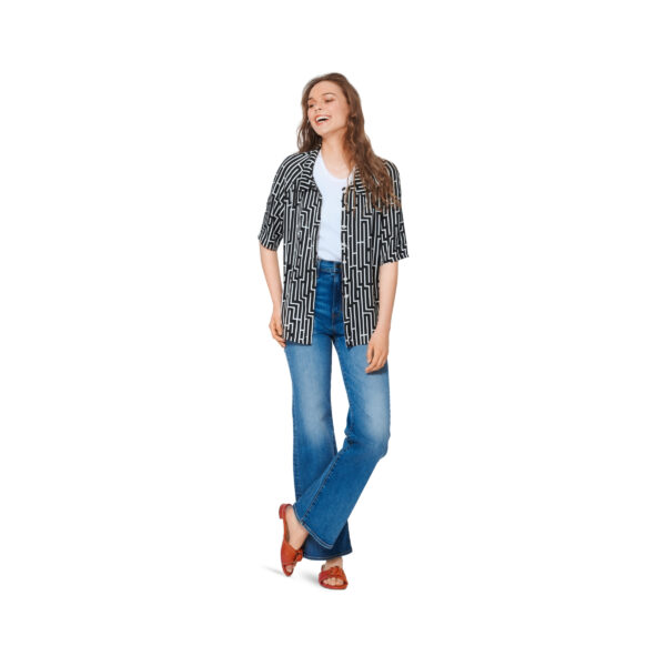 Burda Style Schnittmuster Nr. 5997 - Bluse - Raglanärmel und Knopfleiste – Bild 8