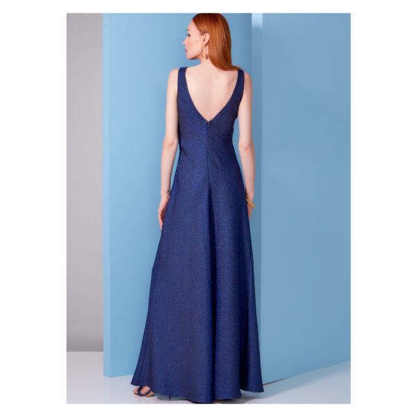 Vogue Schnittmuster V1842 - langes Abendkleid - ärmellos mit Trägeroberteil – Bild 5