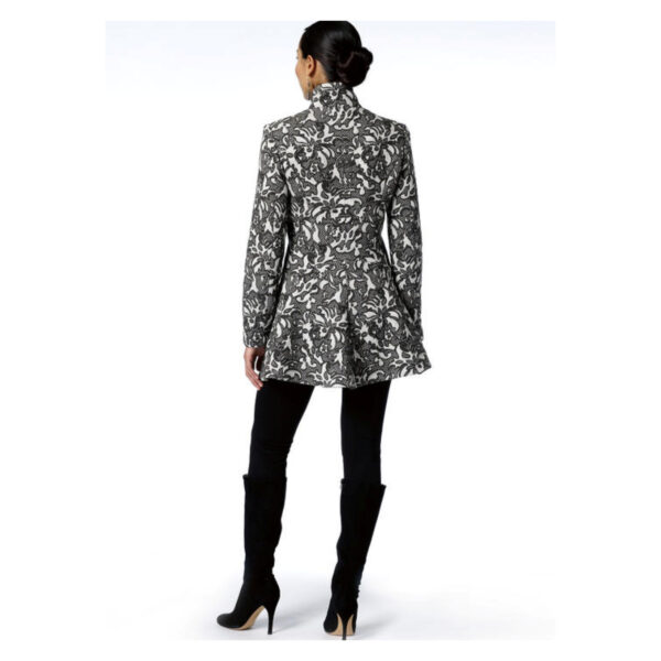 Vogue Schnittmuster V9212 - Jacke - seitlich geknöpft - Schösschen hinten – Bild 8