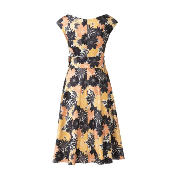 Burda Style Schnittmuster Nr. 6236 - Kleid mit Wickeleffekt - V-Ausschnitt – Bild 7