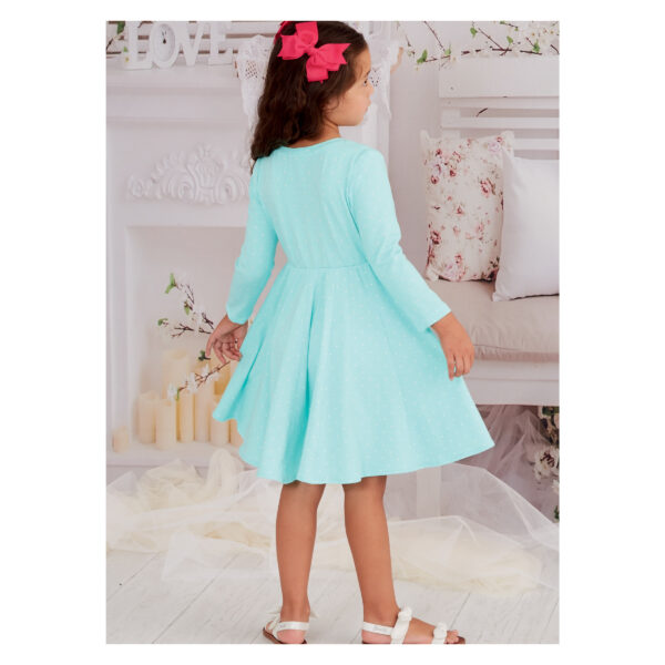 McCalls Schnittmuster M8267 - süßes Kleid mit Motiv  - weit ausgestellt – Bild 4