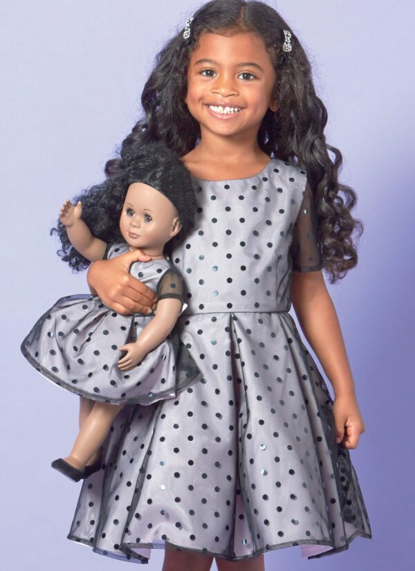McCalls Schnittmuster M7707 - Kleid für Kind und Puppe - 46cm – Bild 2