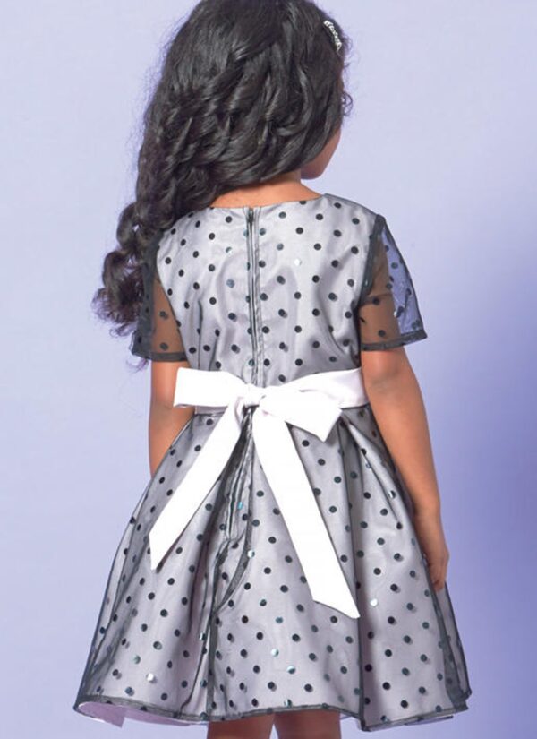 McCalls Schnittmuster M7707 - Kleid für Kind und Puppe - 46cm – Bild 8