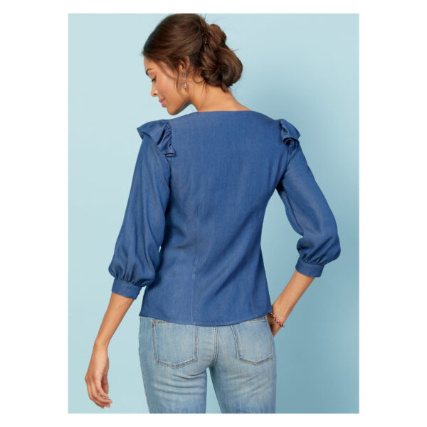 McCalls Schnittmuster M7900 - Bluse - im Trachtenstil - Abnäher zur Formgebung – Bild 6