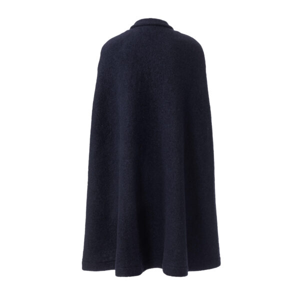 Burda Style Schnittmuster Nr. 5964 - Cape – Ärmelschlitze - kleiner Kragen – Bild 10