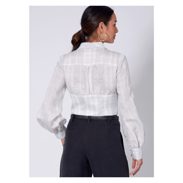 McCalls Schnittmuster M7978 - Bluse - Shirt - tailliert - Raffung im Oberteil – Bild 7