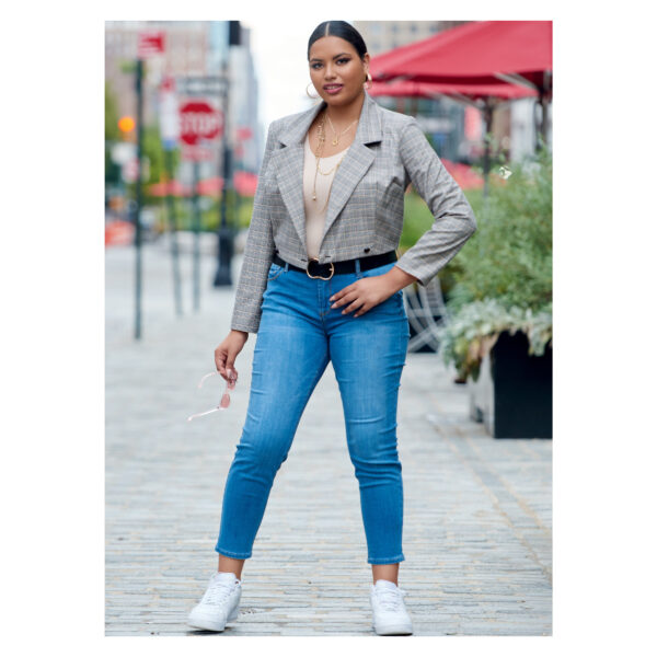 McCalls Schnittmuster M8155 - Blazer mit Kerb-Kragen - 3 Varianten – Bild 3
