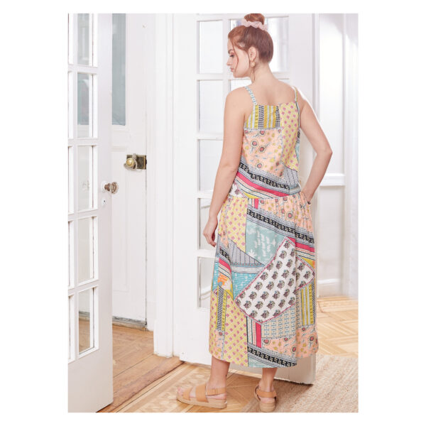 McCalls Schnittmuster M8214 - Sommerkleid mit Trägern oder Ärmeln - 3 Varianten – Bild 4