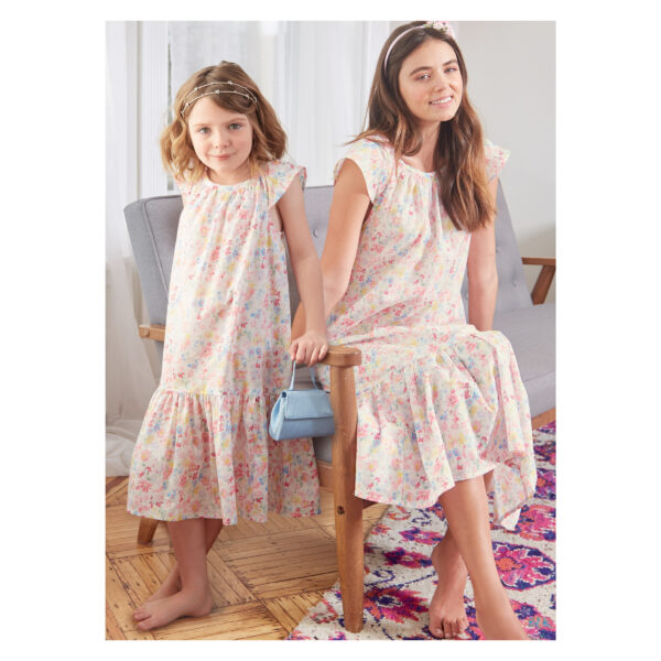 McCalls Schnittmuster M8216 - Kleid - geraffter Ausschnitt - Damen und Kinder – Bild 2
