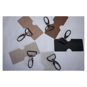 2 Stck. Karabiner Altsilber + IrONly Halterung- für 25mm- Taschengurt bis 40 mm - verschiedene Farben