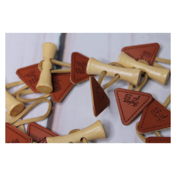 1 Set Knebelverschluß- Knebelknopf- Holzknopf mit Lederimitat - für Kinderkleidung - Braun/ Beige – Bild 3