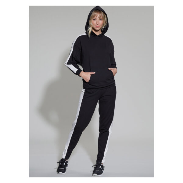 McCalls Schnittmuster M8351 - Jogginganzug, Sportdress – Bild 2