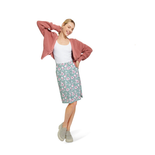 Burda Style Schnittmuster - gerader Rock - seitlicher Schlitz - Nr.5888 – Bild 4