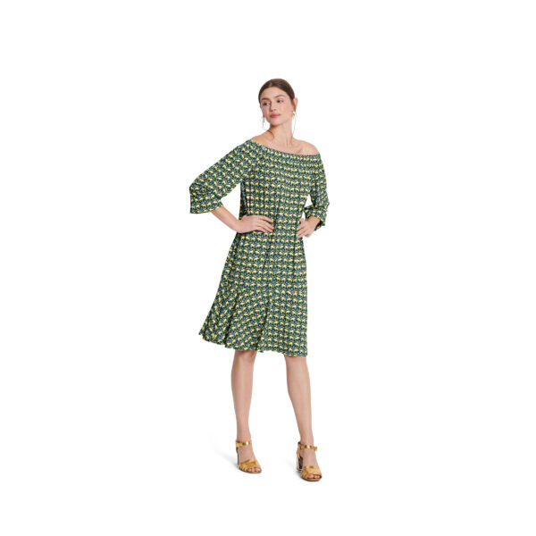 Burda Style Schnittmuster - Kleid und Bluse - Carmenausschnitt - Nr.5920 – Bild 2