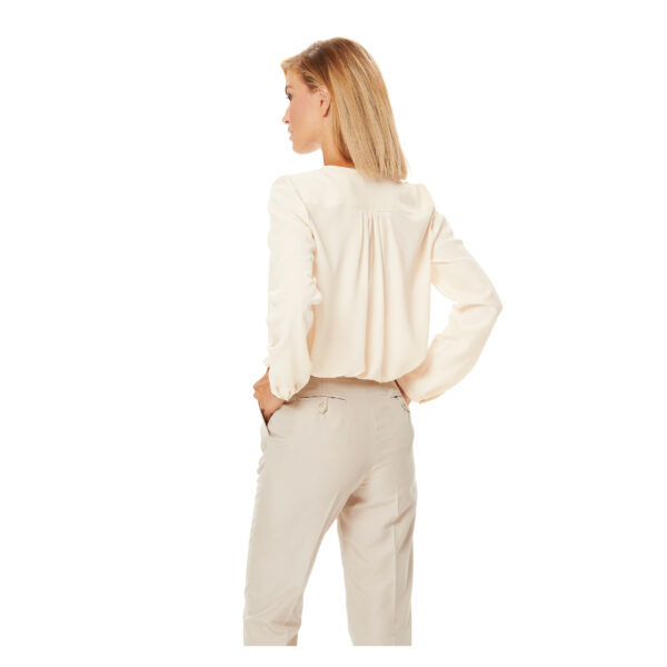 Burda Style Schnittmuster - Bluse - Blusenshirts mit V-Ausschnitt - Nr.6632 – Bild 4
