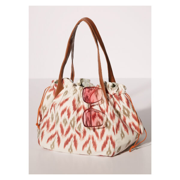 McCalls Schnittmuster M8307 - eine Auswahl an Taschen – Bild 2