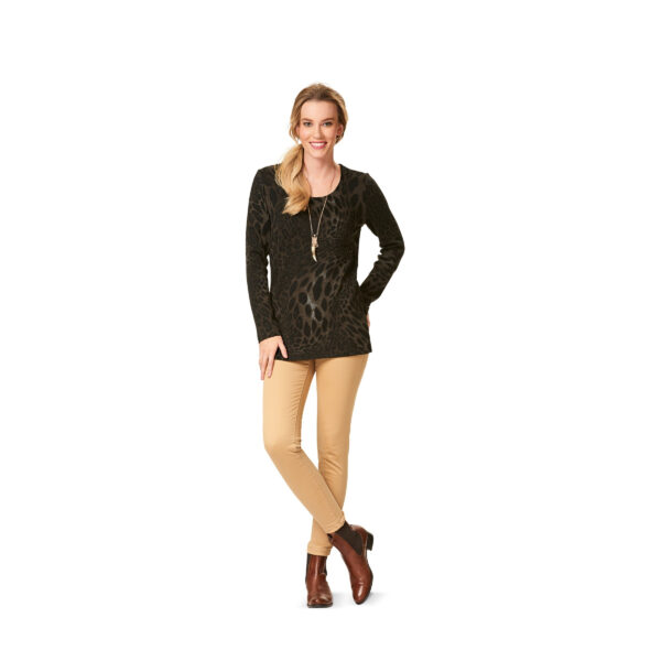 Burda Style Schnittmuster - Shirt - Shirts mit Runden + V-Ausschnitt - Nr. 6611 – Bild 3