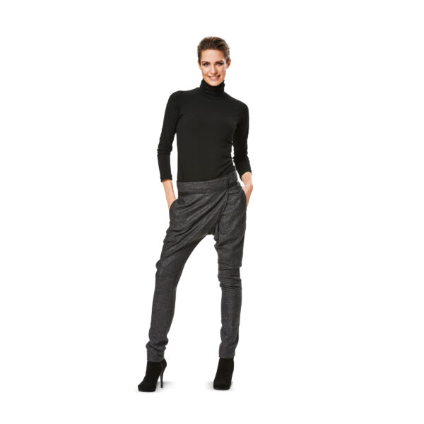 Burda Style Schnittmuster - Shirt, Raglanärmel, Rollkragen - Nr.6990 – Bild 7
