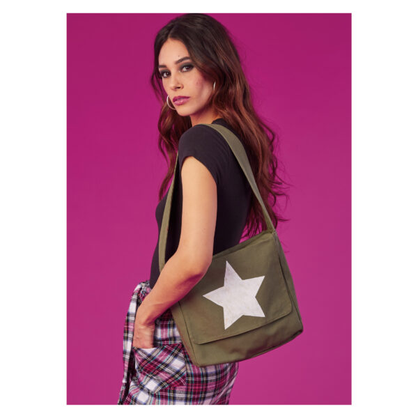 McCalls Schnittmuster M8298 - Shirt, Taschen, Mütze, Rock – Bild 8