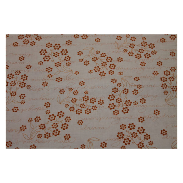 Reststück Baumwollstoff - 110 x 112 cm - Patchwork - Blumenranke - Schriften - orange, beige