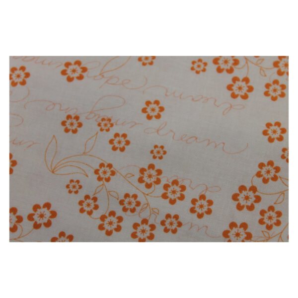Reststück Baumwollstoff - 110 x 112 cm - Patchwork - Blumenranke - Schriften - orange, beige – Bild 2