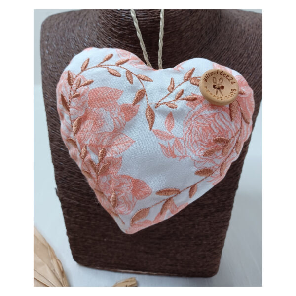 entzückendes Dekoherz aus Baumwollstoff gemustert - mit Blumenranke - Anhänger - Geschenk – Bild 2
