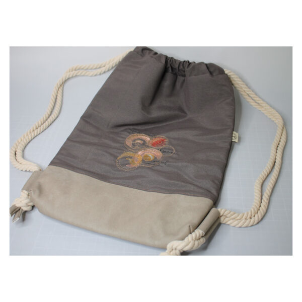 erprobter Rucksack - Turnbeutel - Wanderbeutel - bestickt - Steampunk, Uhrwerk, grau – Bild 2