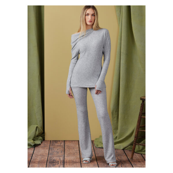 Vogue Schnittmuster V1929 - Kleid, Pullover und Hose – Bild 2