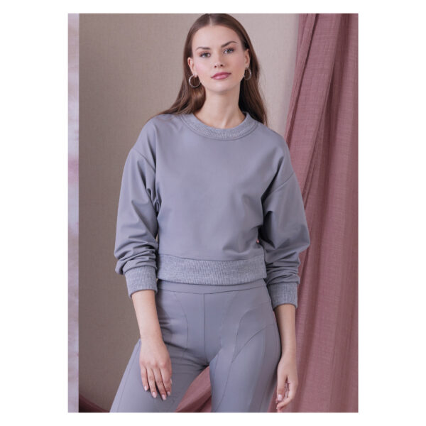 Vogue Schnittmuster V1945 - Sportkombination für Damen – Bild 2