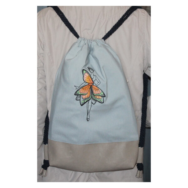 beliebter Rucksack - Turnbeutel - Wanderbeutel - bestickt - Schmetterlingsflügel