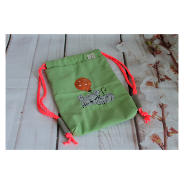 1 einzigartiger Kinderrucksack - Turnbeutel - Wanderbeutel - Dekostoff - hellgrün - Maus – Bild 5