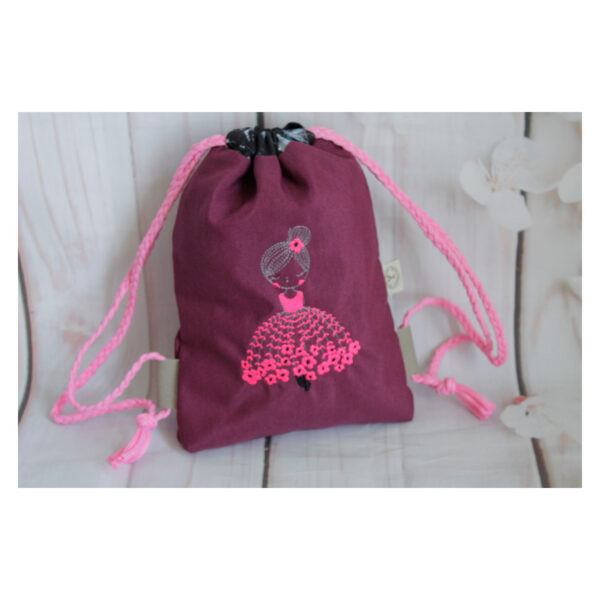 1 einzigartiger Kinderrucksack - Turnbeutel - Wanderbeutel - Dekostoff - bordeaux - Tänzerin