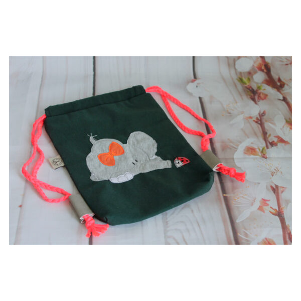 1 einzigartiger Kinderrucksack - Turnbeutel - Wanderbeutel - Dekostoff - dunkelgrün - Elefant – Bild 2