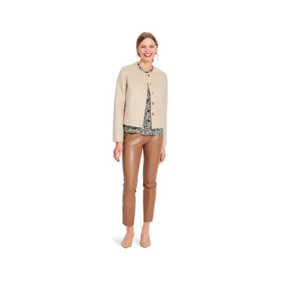 Burda Style Schnittmuster Nr. 5870 - Jacke - gerade geschnitten - kragenlos – Bild 5