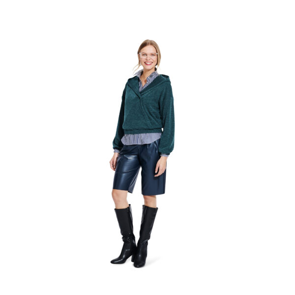 Burda Style Schnittmuster Nr. 5871 - Overall und Shirt - Hoody - Wickeleffekt – Bild 5