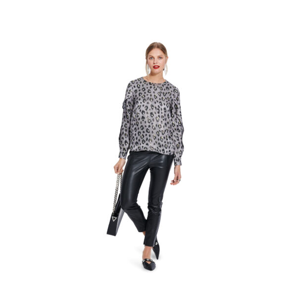 Burda Style Schnittmuster Nr. 5878 - Bluse - Blusenshirt - einfach überziehen – Bild 2