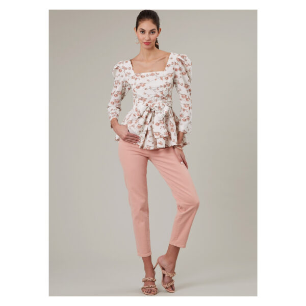 McCalls Schnittmuster M8388 - Bluse mit Schösschen und Karreeausschnitt – Bild 6