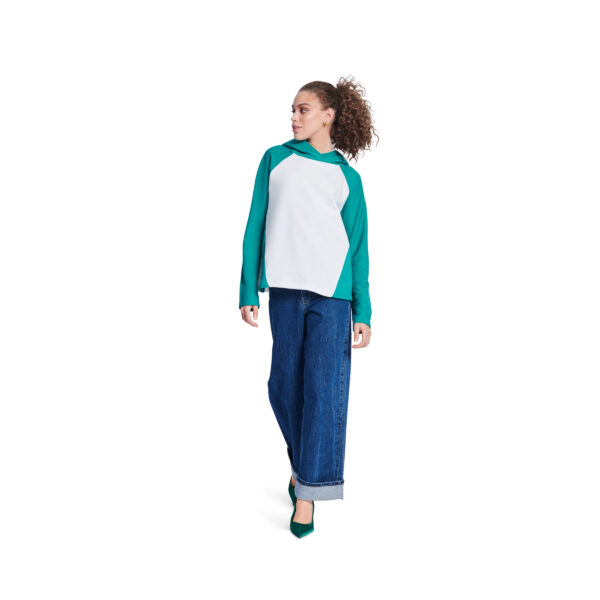Burda Easy Schnittmuster Nr. 5828 - Sweater - Hoodie - Longsleeve - 3 Varianten – Bild 2