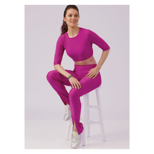 McCalls Schnittmuster M8455 - lässig sportliche Kombination aus Hose und Shirt für Damen – Bild 2