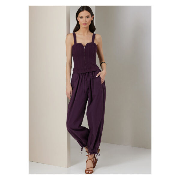 Vogue Schnittmuster V2035 -  legere Hose mit Beinabschluss, Corsage – Bild 2