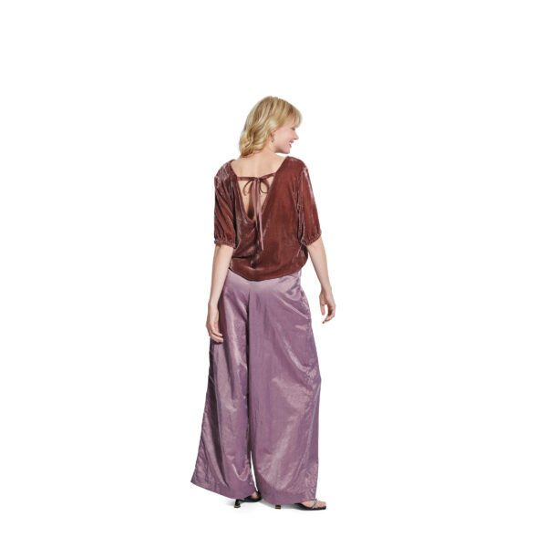 Burda Easy Schnittmuster Nr. 5771 - Oberteil - Bluse - tiefer Rückenausschnitt – Bild 4