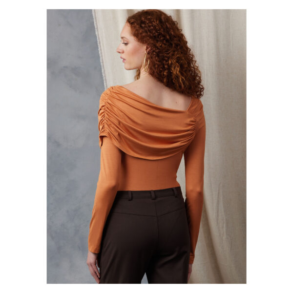Vogue Schnittmuster - Vintage - V2049 - Damenbody mit ausgefallenem Ausschnitt – Bild 6