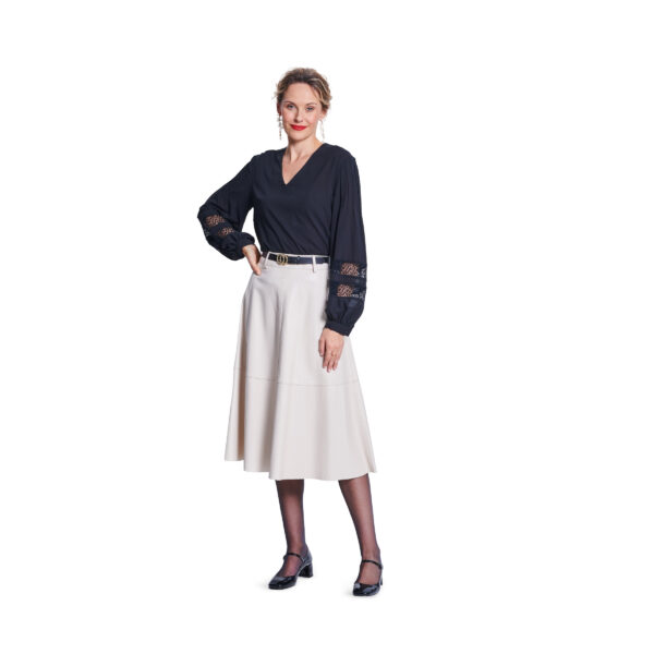 Burda Style Schnittmuster Nr. 5785 - Bluse - V-Ausschnitt - Ärmelvarianten – Bild 2