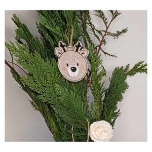Dekoanhänger - Weihnachtskugel Bär - Dekoartikel - Geschenkanhänger - Leinen gestickt