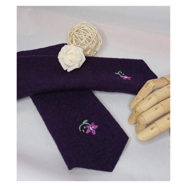 Armstulpen - Walkloden - Pflaume - bestickt - kleine Blume – Bild 3