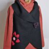 Oversize Weste - Walkloden - Wollweste - mit Applikation - Schwarz / Rot – Bild 3
