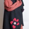 Oversize Weste - Walkloden - Wollweste - mit Applikation - Schwarz / Rot