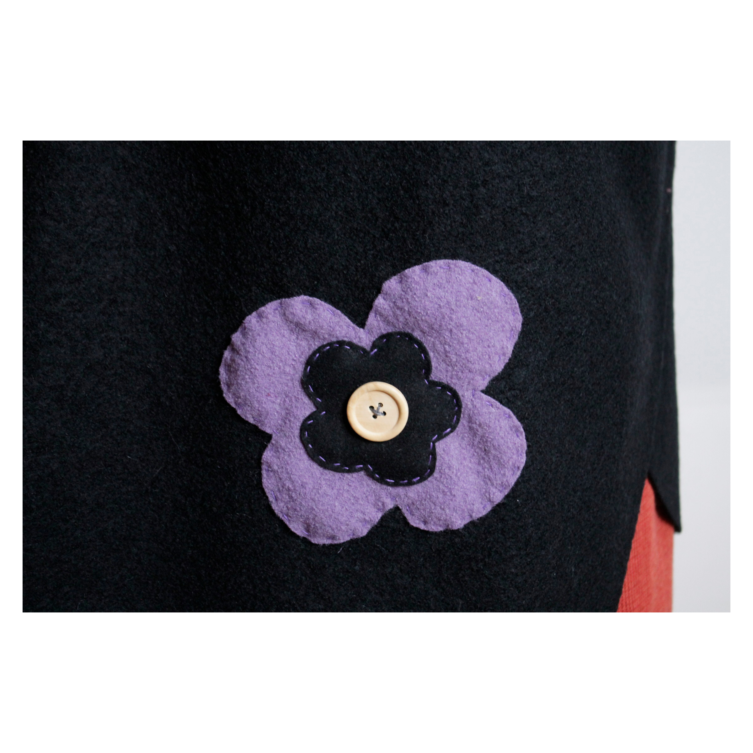 Oversize Weste - Walkloden - Wollweste - mit Applikation - Schwarz / Lila – Bild 4