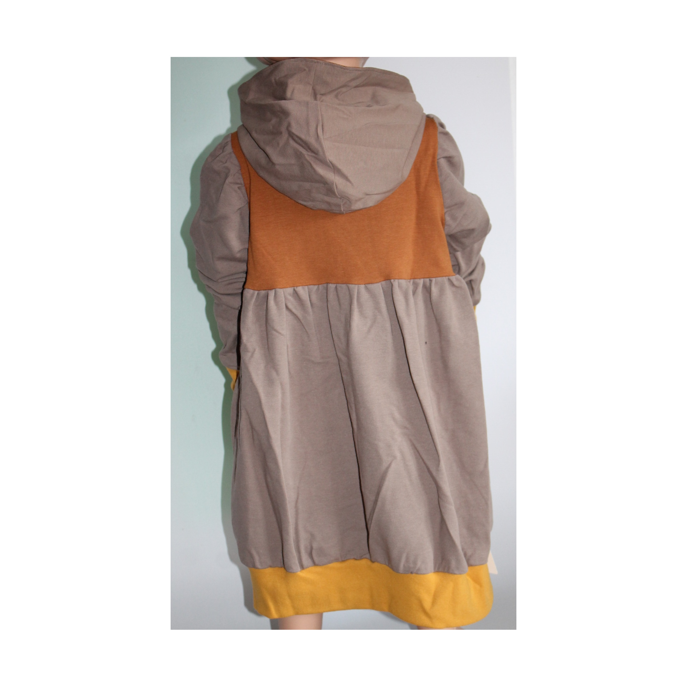 Ballonkleid Mädchen Gr. 116 – Mitwachskleid mit Kapuze „Kleiner Wanderer“ – Handmade Kapuzenkleid Kinder – Bild 9